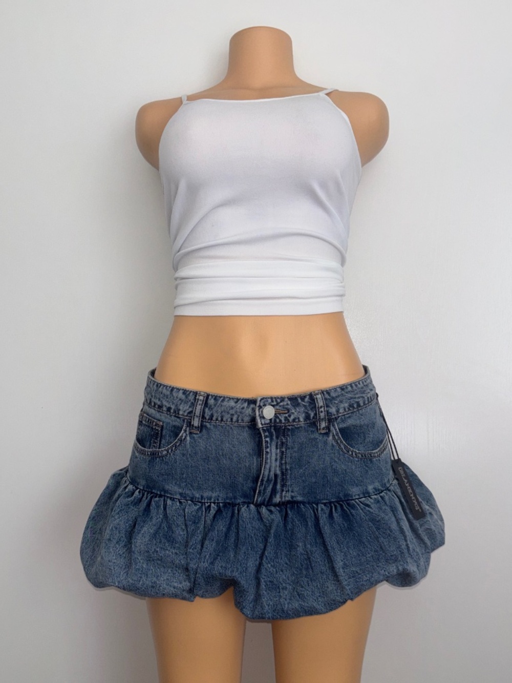 NWT BLANKNYC Low Rise Bubble Hem Denim Mini Skirt Size 28 Y2K